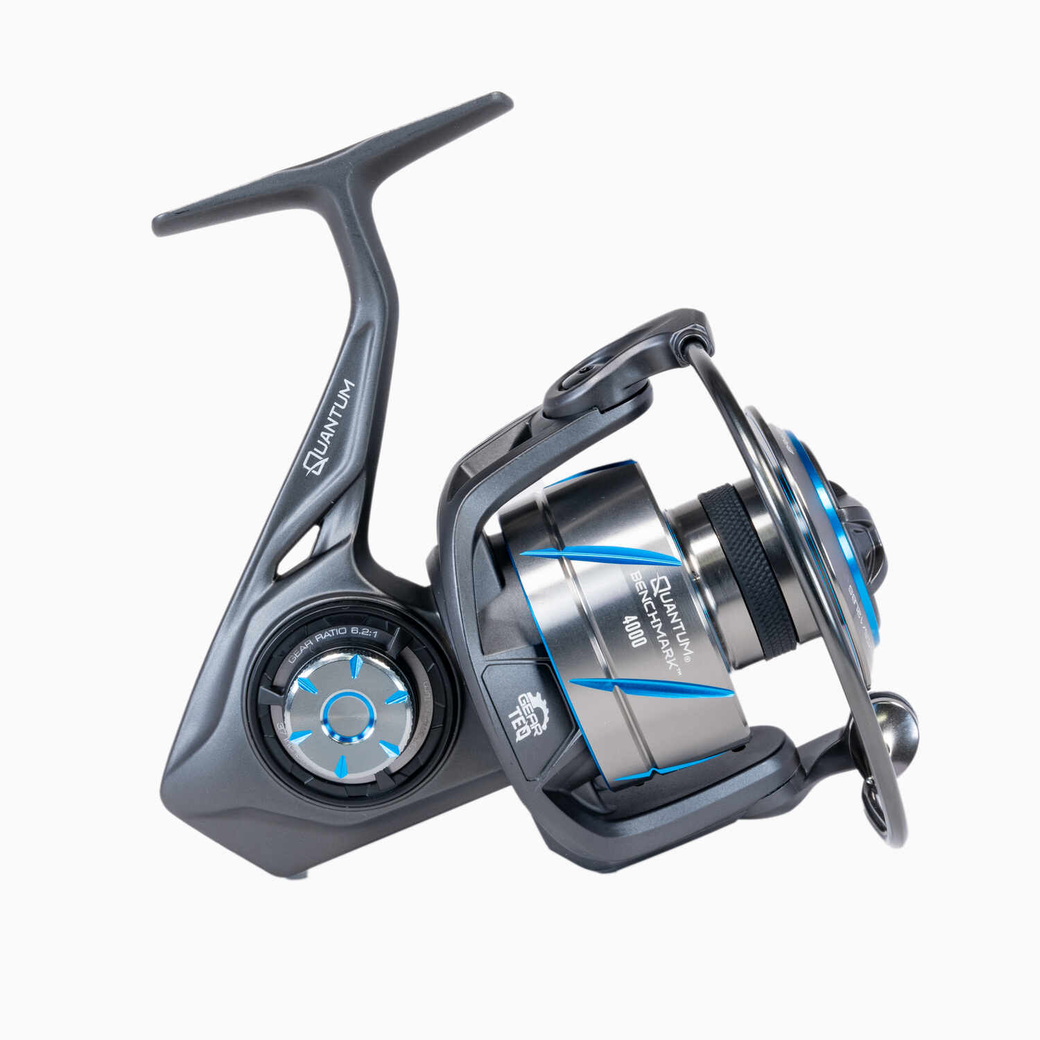 Quantum Benchmark Spinning Reels